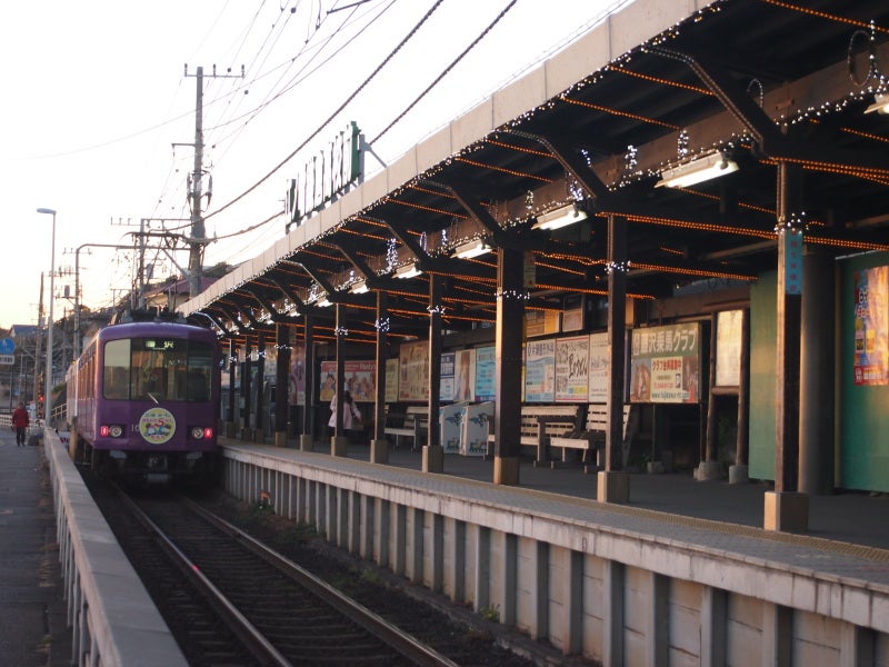 江ノ電散歩4『スラムダンク』の踏切がある湘南の海岸へ ～七里ヶ浜駅・鎌倉高校前駅～ - LIVE