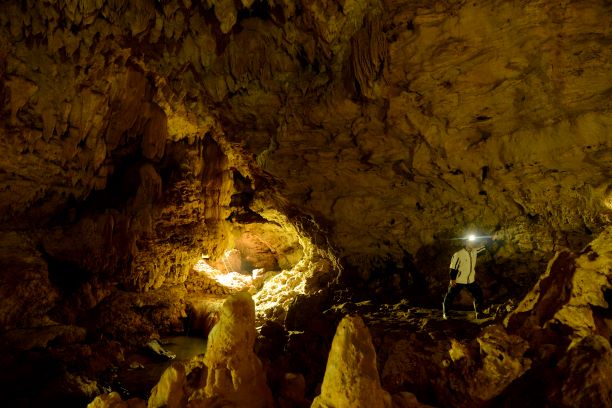 松田鍾乳洞探検宜野座村 ぎのざそん でリアルアドベンチャー体験！たびらい