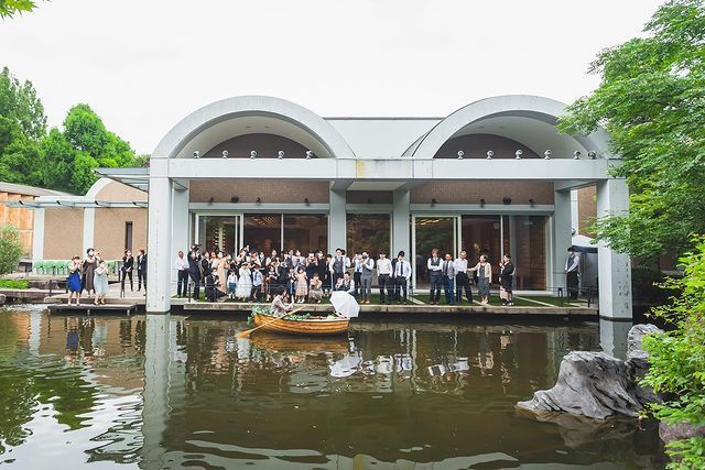 ゼクシィ8ページ目 鶴見ノ森 迎賓館の結婚式 口コミ・評判をみよう