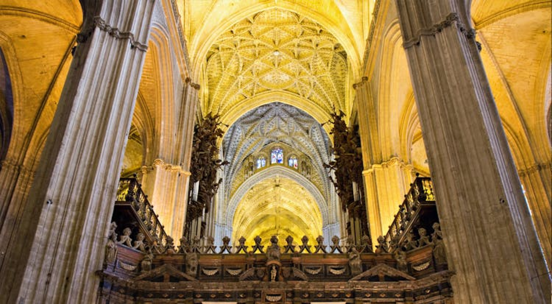 大聖堂とジラルダ入場チケット オーディオガイド付きGetYourGuide