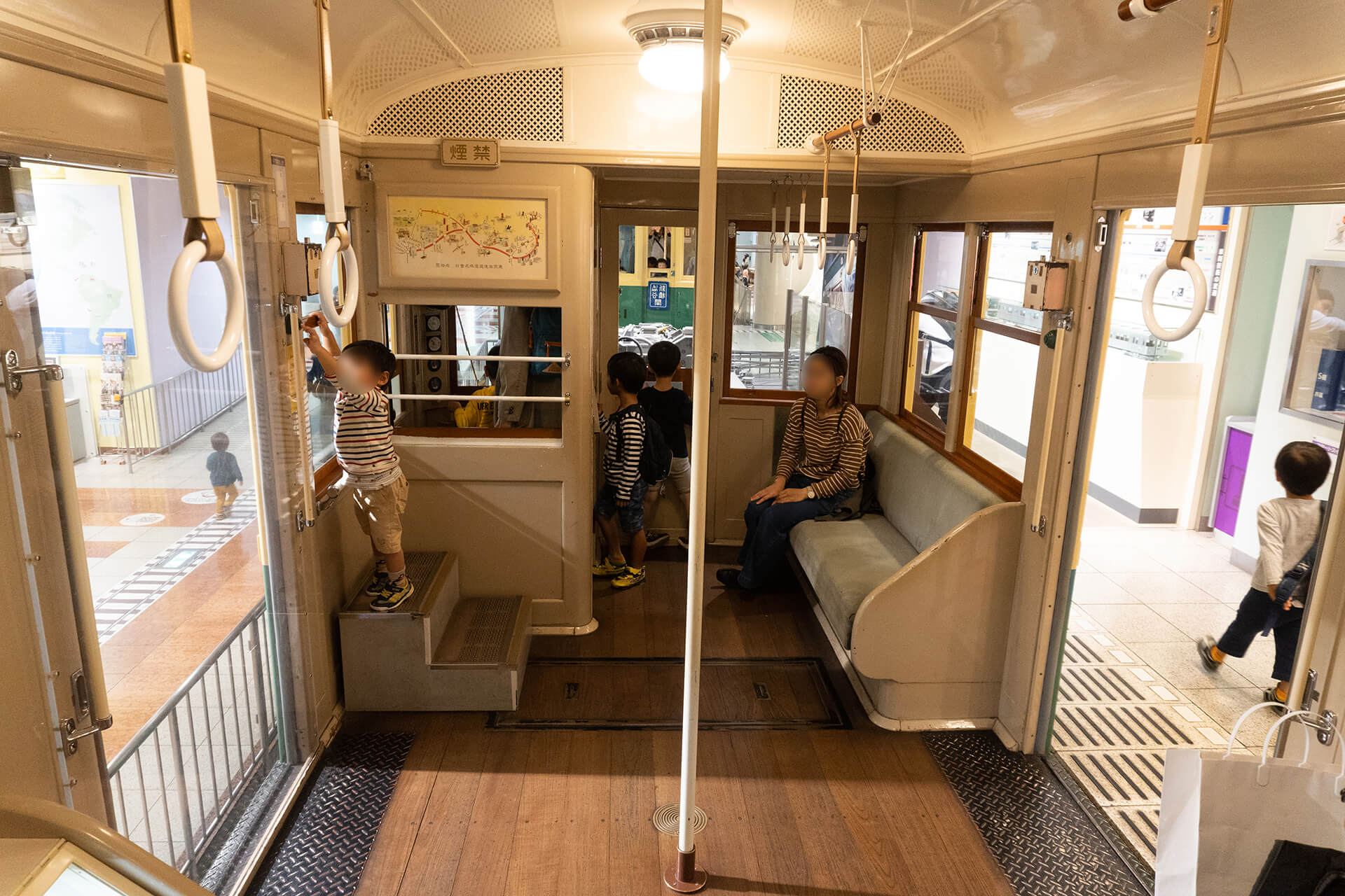 地下鉄博物館の土日祝日混雑状況。3歳でも楽しめる？ランチは館内でできるのか調査ごはんを食べてお出かけしよう