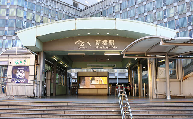 新橋駅のエレベーター出入口はどこにある？えきエレ