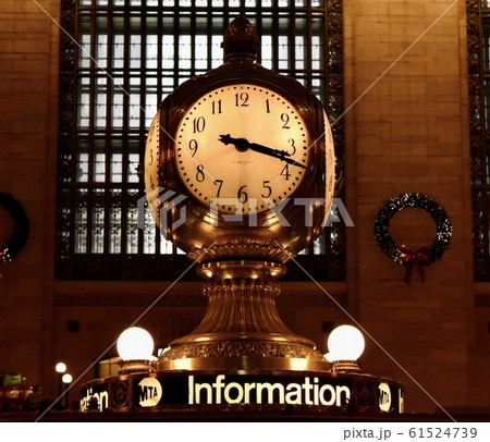 ニューヨーク 時計台 グランド セントラル グランドセントラル駅の写真素材