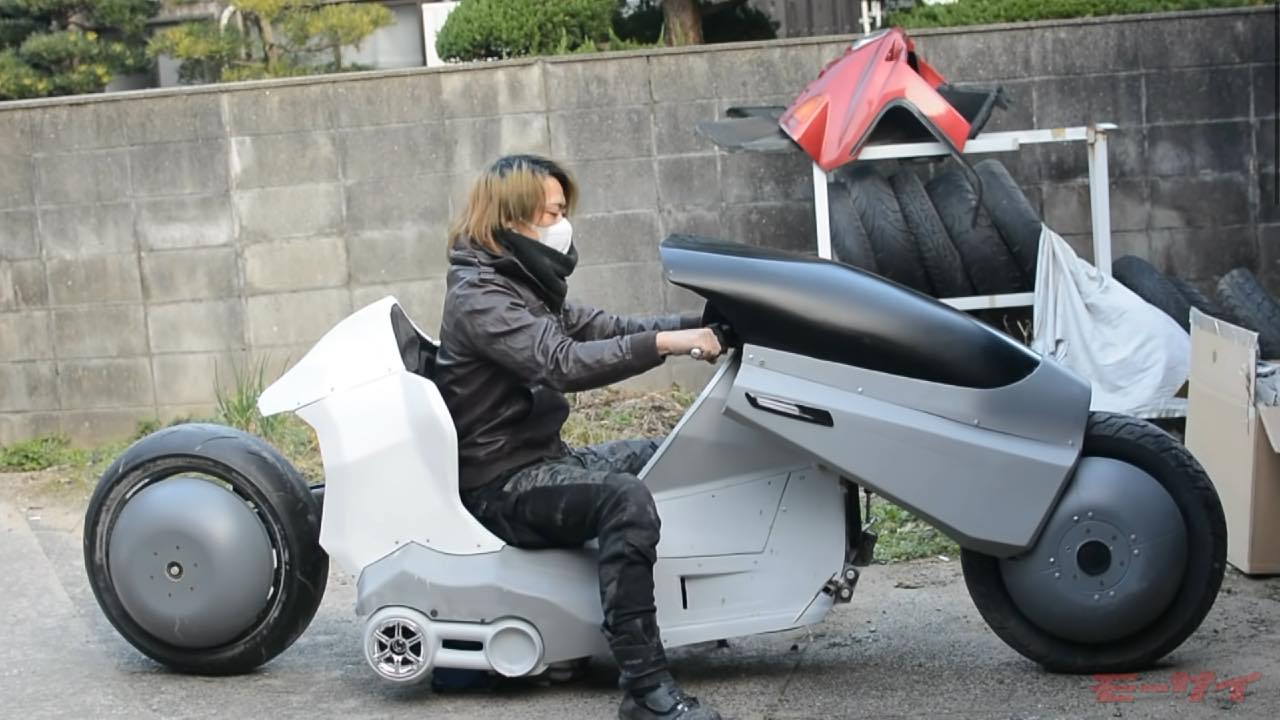 ピーキーすぎてお前にゃ無理だよ！」でお馴染み 「AKIRA」に登場する「金田のバイク」が現代に復活!? 製作にはAIも活用バイクのニュース