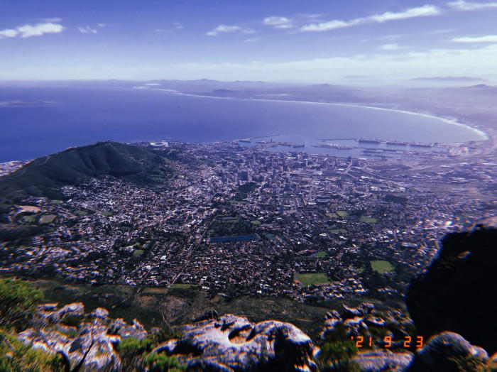 南アフリカ発祥の地・ケープタウンの市街地とテーブルマウンテン - トラベル Watch