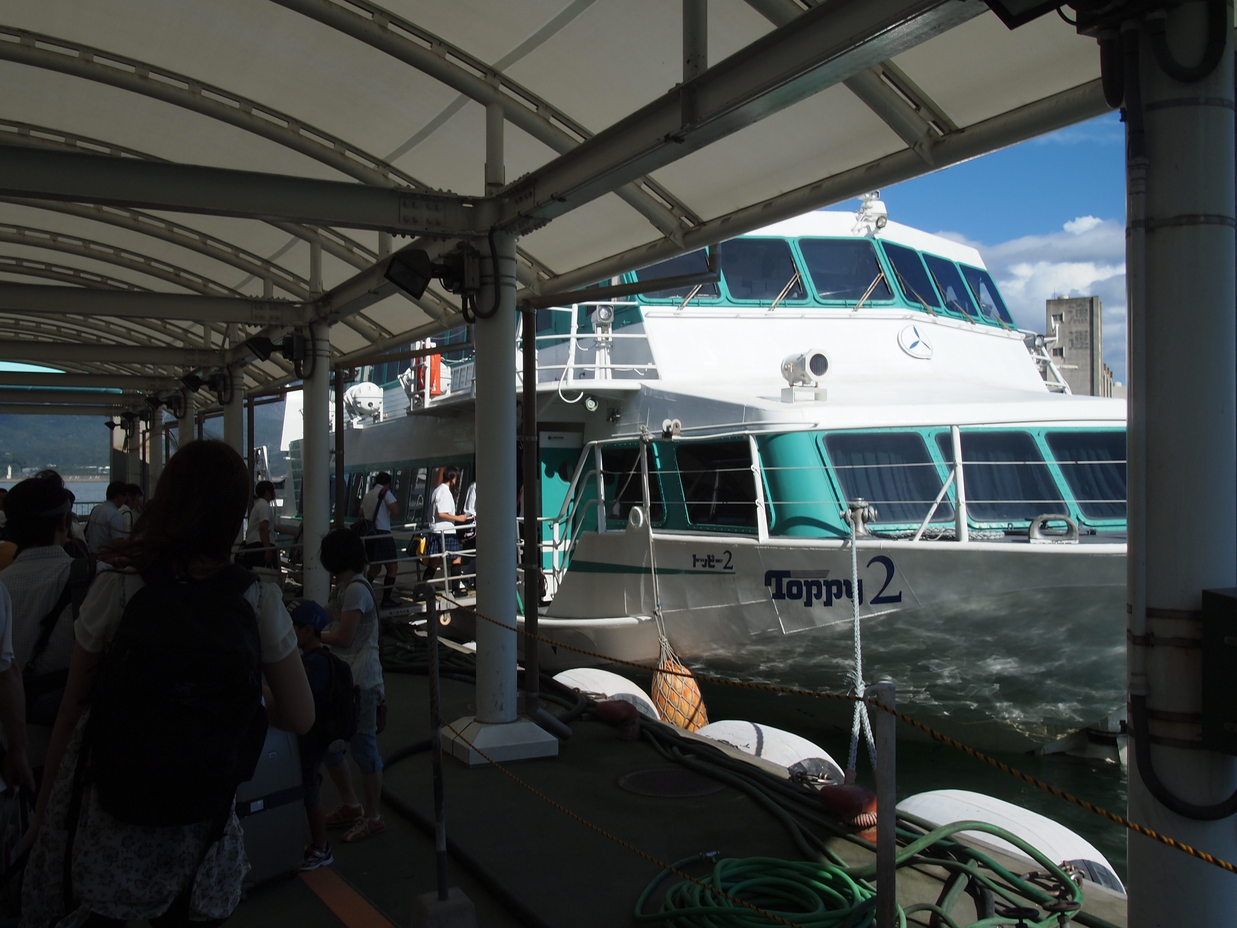 ハンモック一つで森に一泊 ハンモック泊のメリット・デメリットとは。 MAE