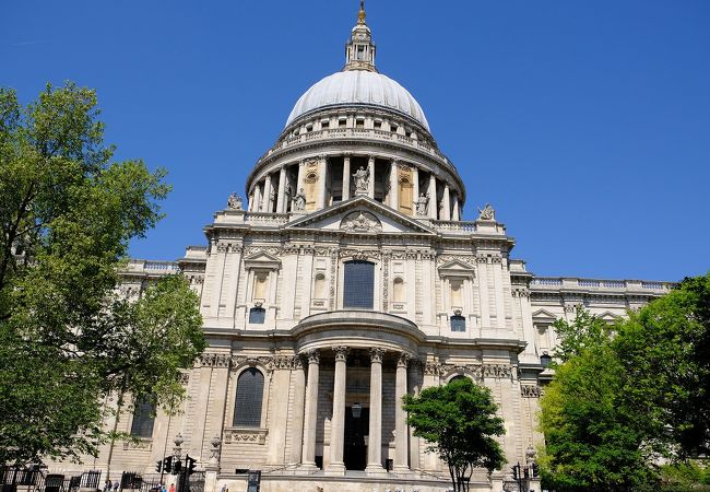 ロンドン - セントポール大聖堂