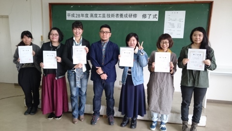 工芸縫製・金細工技術研修成果展 沖縄の伝統工芸に新風を吹き込め！ 若き研修生 巣立ちの展示会 –