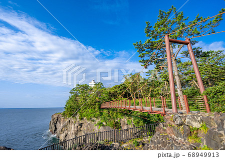 城ヶ崎海岸の門脇吊橋 02913004615 の写真・イラスト素材アマナイメージズ