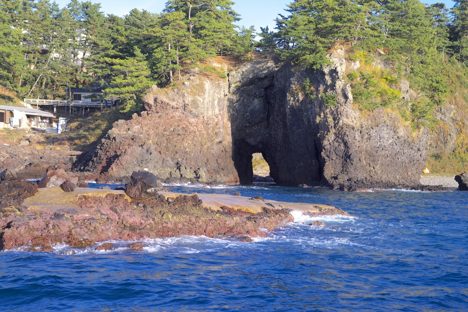 能登金剛・巌門めぐり：北陸エリアおでかけガイド：JRおでかけネット