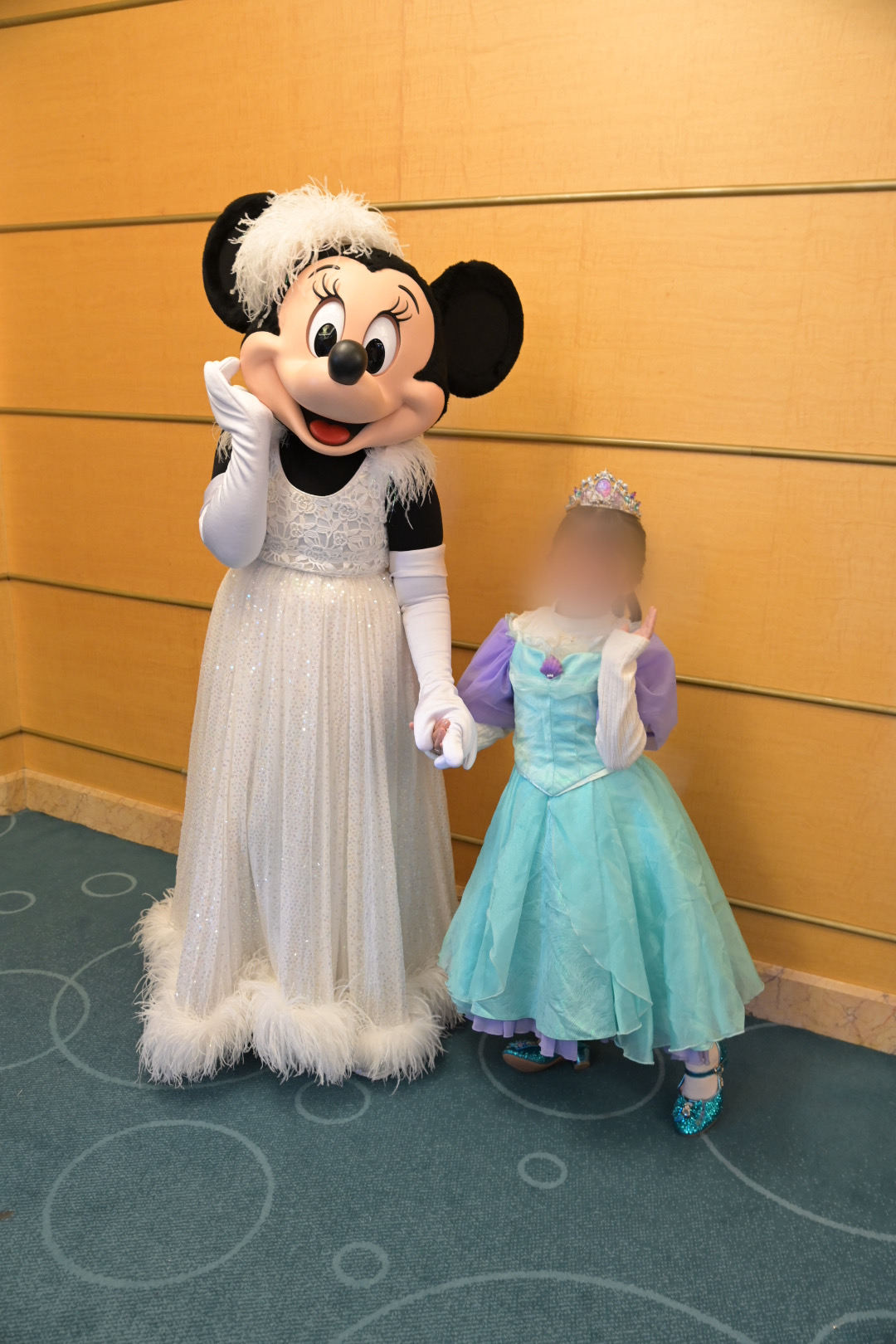 フォーマルナイト : 世界一周アヤレミ旅