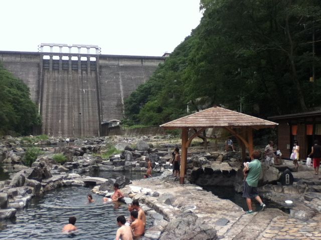 温泉 湯原温泉「砂湯」 岡山県真庭市