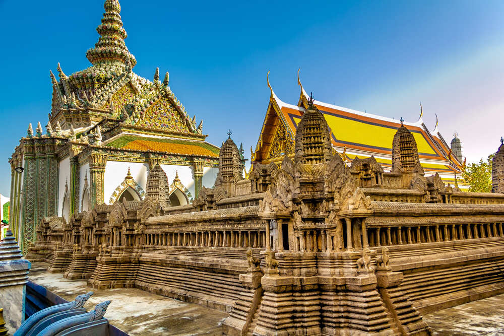 ワット・プラ・ケオ エメラルド寺院 を徹底解説！見どころ・行き方・入場料まとめ