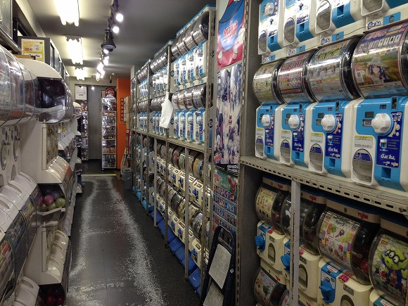 秋葉原ガチャポン会館