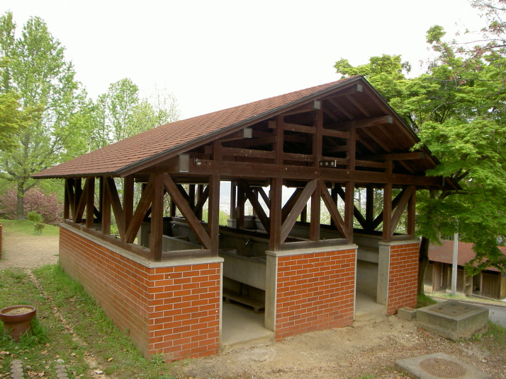 へいちゃんファミリーのファミキャン日記:香川の無料キャンプ場 峰山公園キャンプ場はこんなとこ