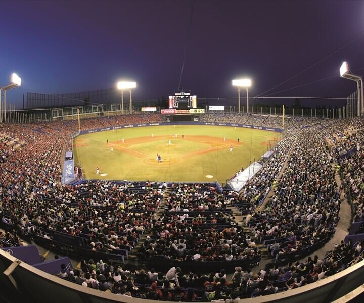 明治神宮野球場 コトブキシーティング株式会社