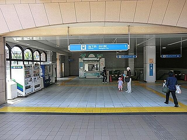 横浜市営地下鉄ブルーライン 中川駅北柏仮乗降場