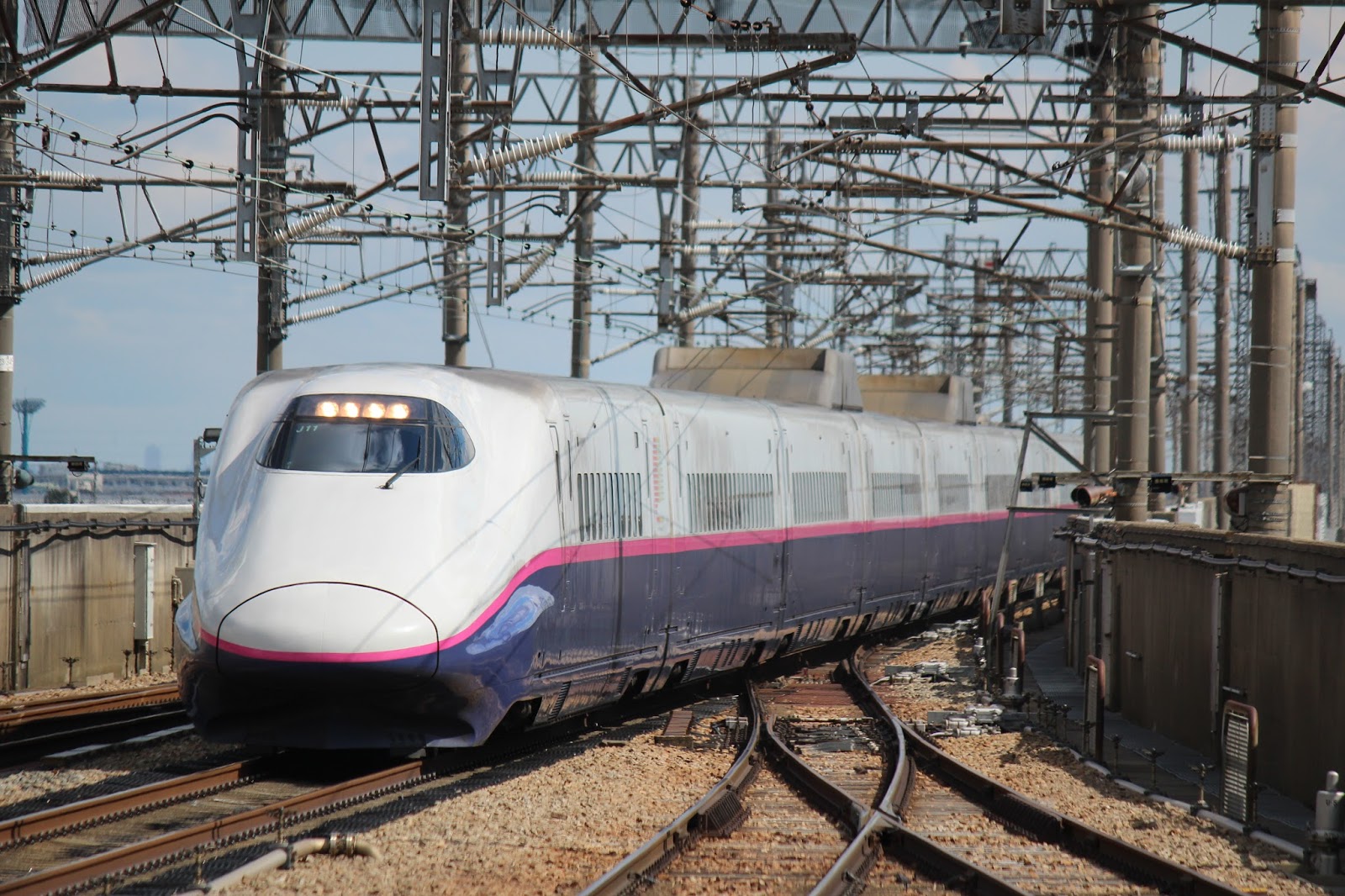 ＪＲ燕三条駅 新幹線ホームの階段・エスカレーター・エレベーターに近い降車位置情報