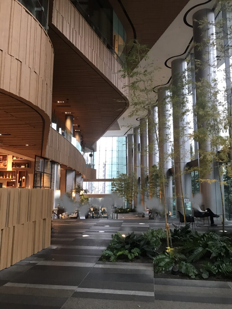 麻布台ヒルズカフェ麻布台ヒルズ - Azabudai Hills