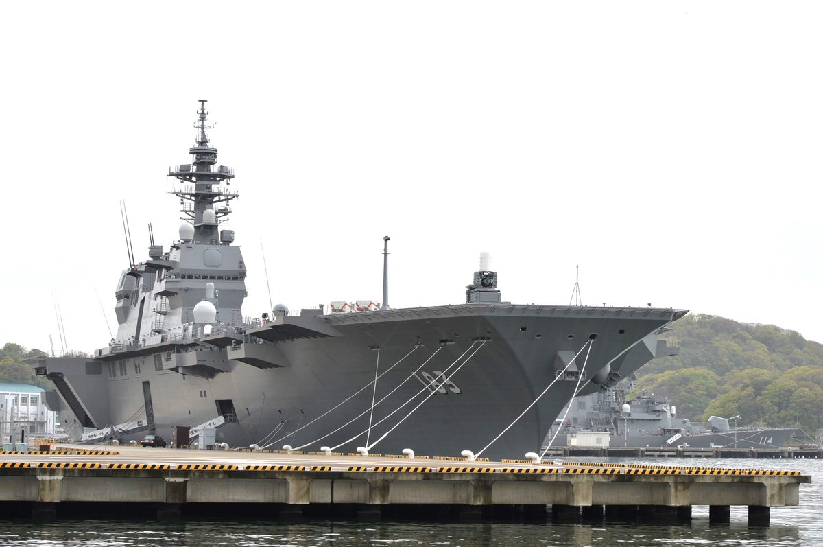 米海軍横須賀基地 ベース一般開放時に異国の文化を楽しめる日本に隣接したアメリカ