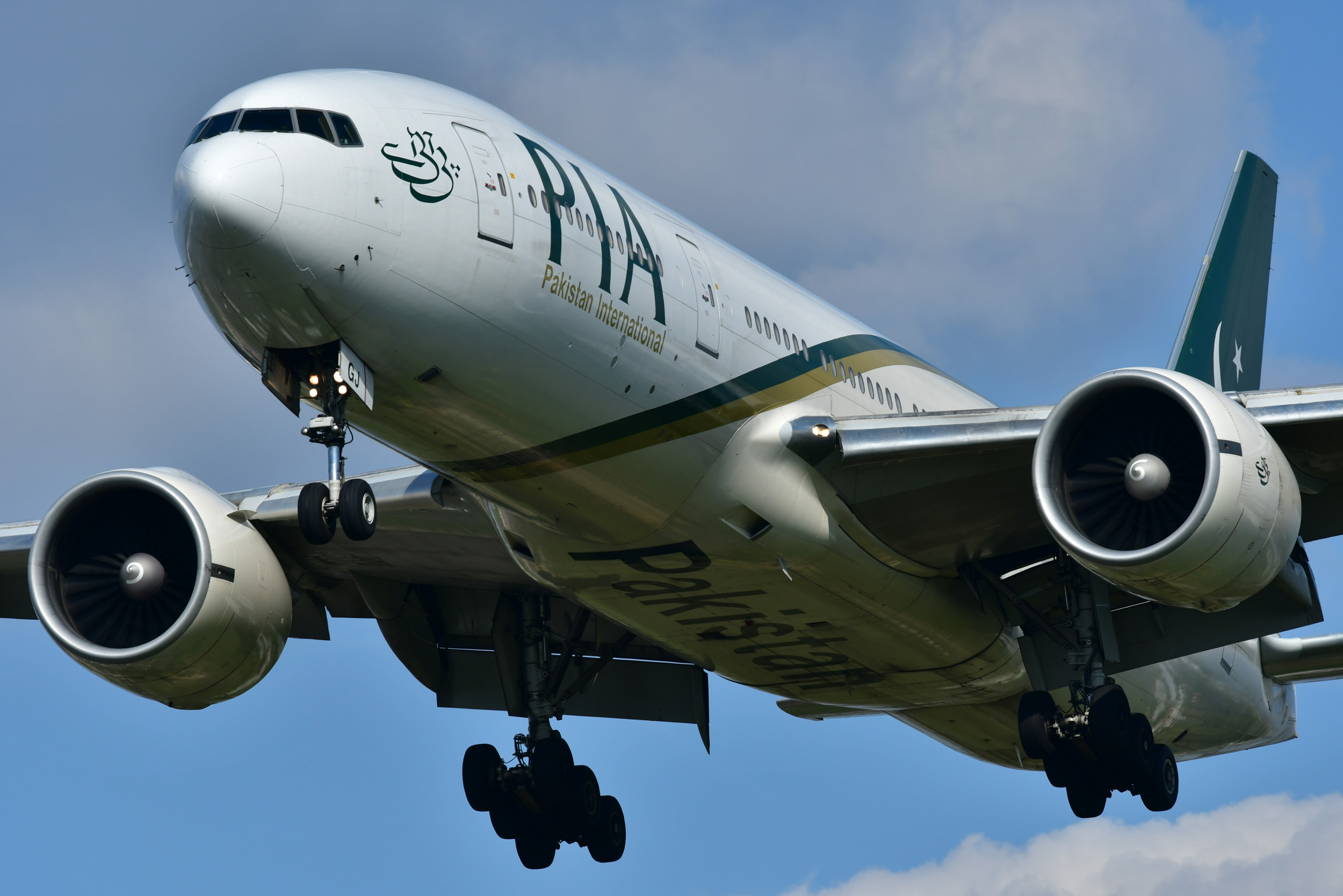 飛行機の撮り方④ 飛行機を優美に写す7つの撮影ポイントCAPA CAMERA