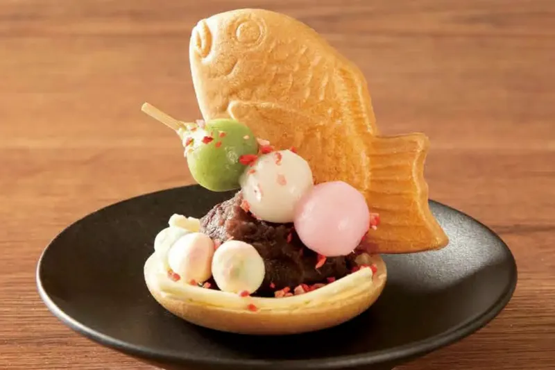 三宮・花時計駅すぐそばの「VISSEL×BAR ヴィッセルバー 」で、スペシャルな「猿田彦珈琲」を味わってみた！ヴィッセルバーヴィッセル神戸猿田彦珈琲サッカー神戸カフェ神戸観光東灘ジャーナル