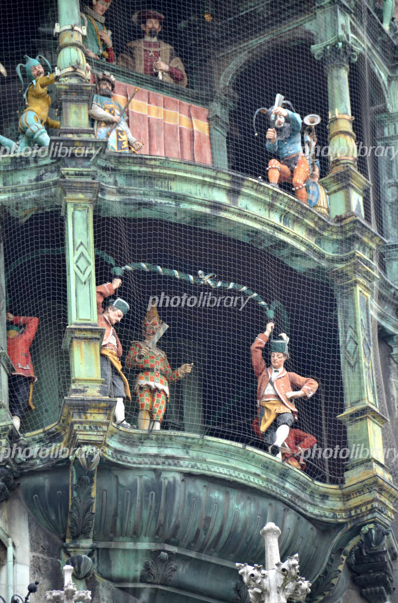 市内を一望！カラクリ時計も楽しい「ミュンヘン・新市庁舎」の見どころRETRIP リトリップ