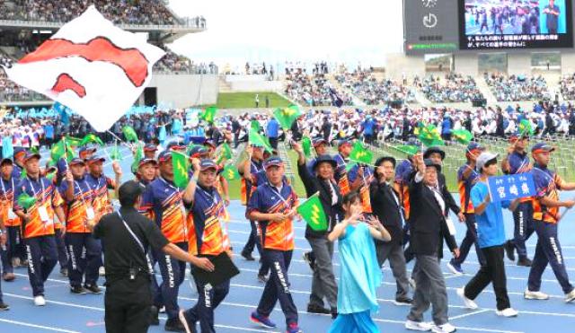 地味な滋賀の県都を「お願い！バズらせて 」JRが“攻めた”ポスター で、バズった？まいどなニュース