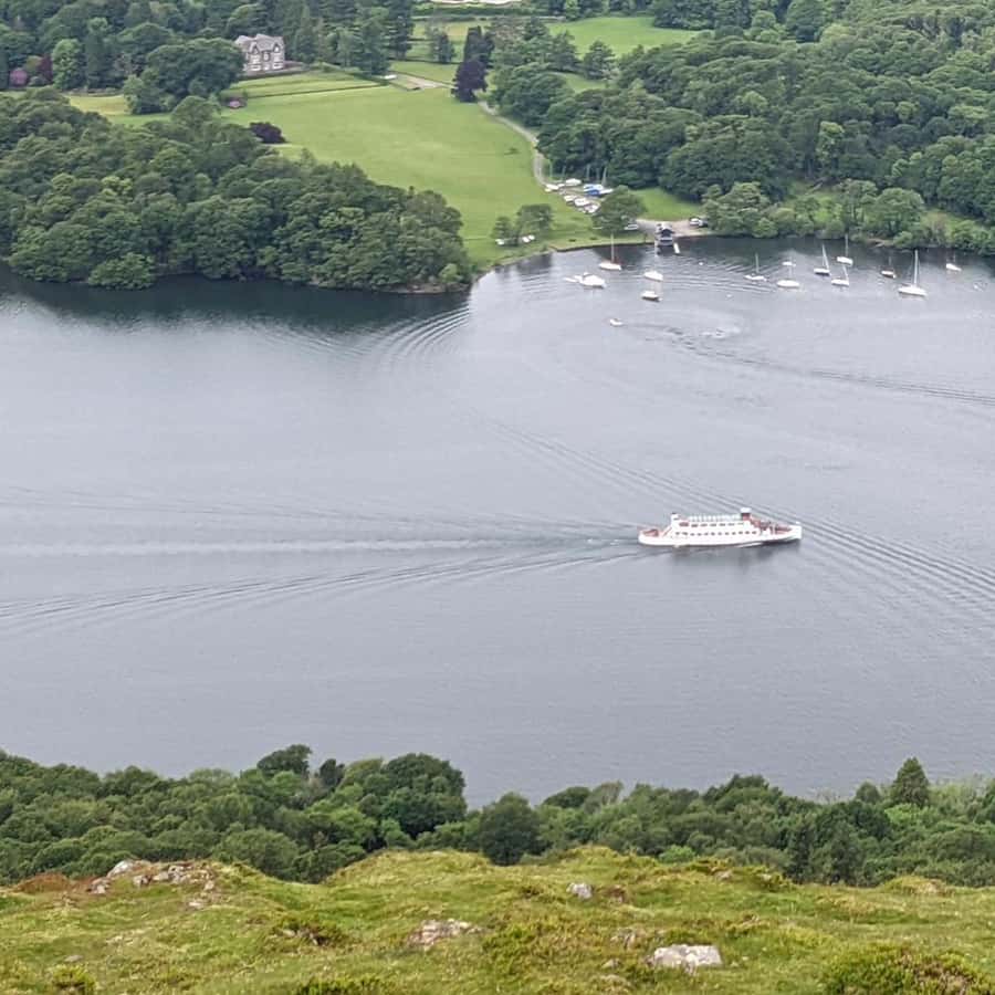 ウィンダミア湖クルーズ付き☆ウィンダミアと湖水地方1日観光 マンチェスターオプショナルツアーオプショナルツアー・現地ツアーの みゅう