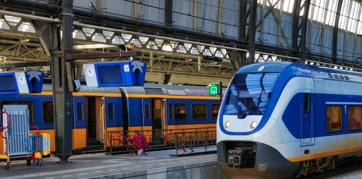 db-amsterdam - 航空環境研究センタ