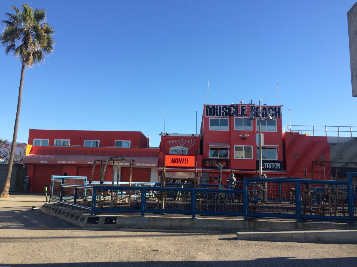 ロサンゼルス カリフォルニア州のベニス ビーチ近くのサンタモニカー桟橋の航空写真 —ストック編集用写真©ingus.kruklitis.gmail.com