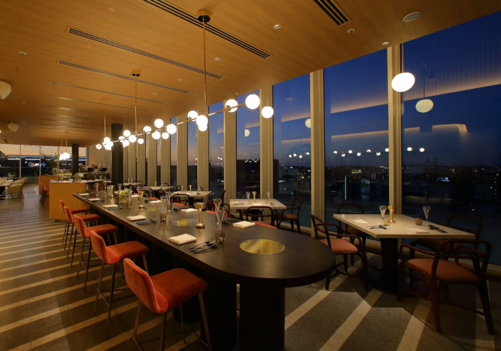 福岡の夜景が楽しめるレストラン26選！デートや記念日におすすめ