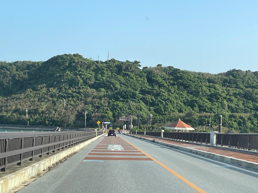 浜比嘉大橋の情報 - 沖縄離島ドットコム