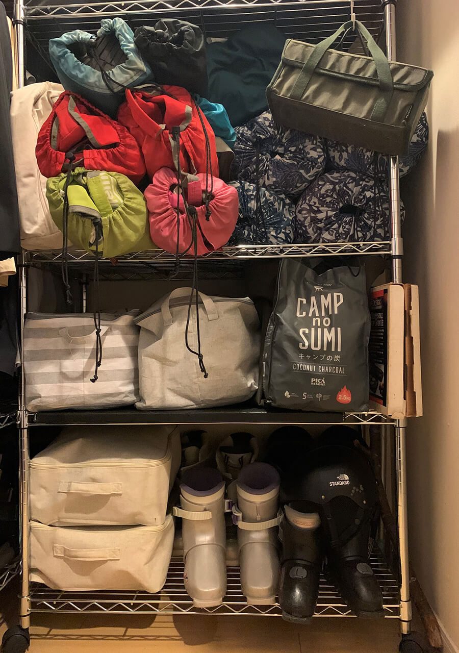 玄関土間収納 キャンプ・アウトドア用品に便利！リフォーム・リノベーション事例7選を紹介NEWS & MAGAZINE大阪のリノベーションならワンストップ型のクジラ株式会社不動産・設計デザイン・施工・リフォーム中古マンション・中古戸建