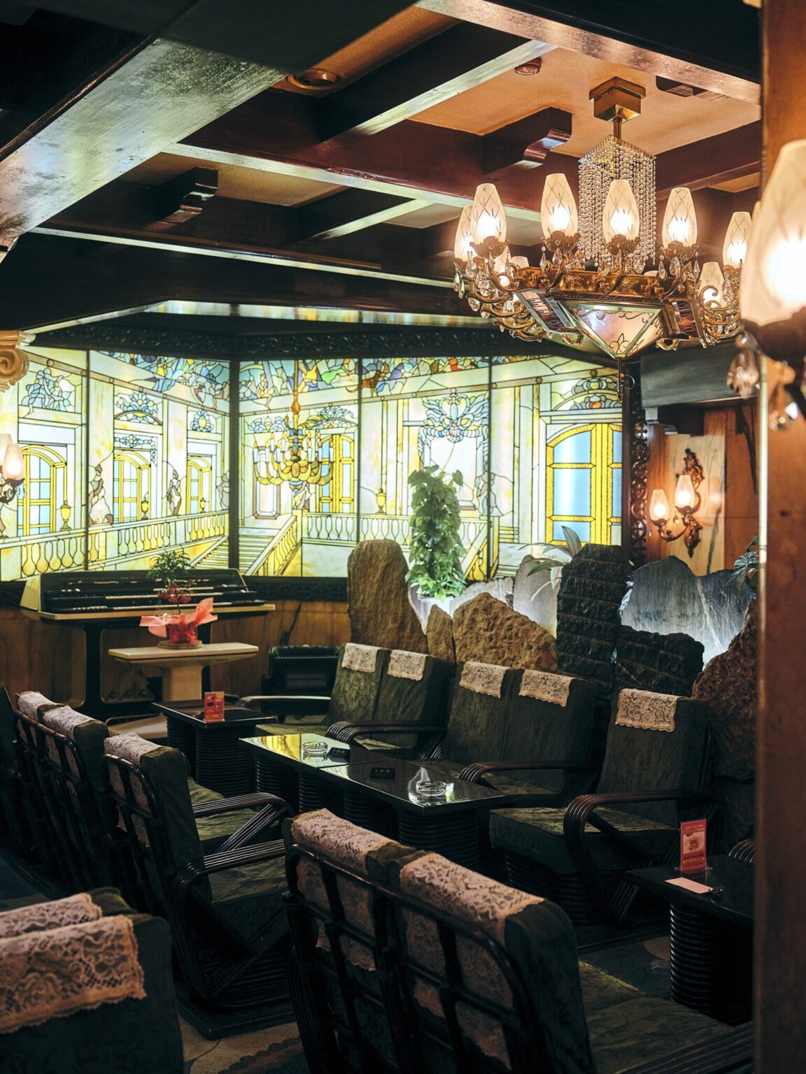 京都で老舗喫茶店の歴史を守りつつも若返らせた、六曜社・店主の「通いたくなるお店」 - おなじみ丨近くの店から、なじみの店へ