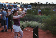 オーストラリア 2019年には登山禁止に！ 地球のへそ「ウルル」で自然の雄大さを感じよう