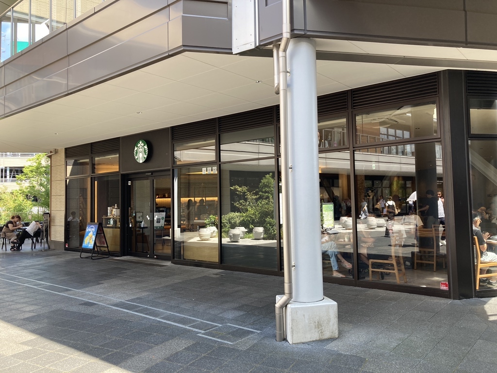 グランベリーパークは雨の日でもOK！傘の貸し出しや映画館などおすすめスポット紹介 - マチダクリップ 町田のグルメ予約サイト