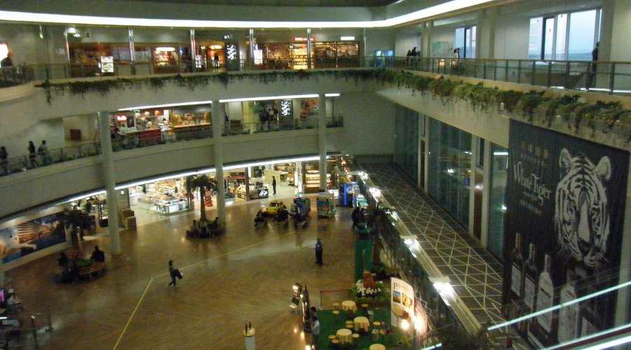 那覇空港駅 那覇空港 ４階展望デッキの休憩場所