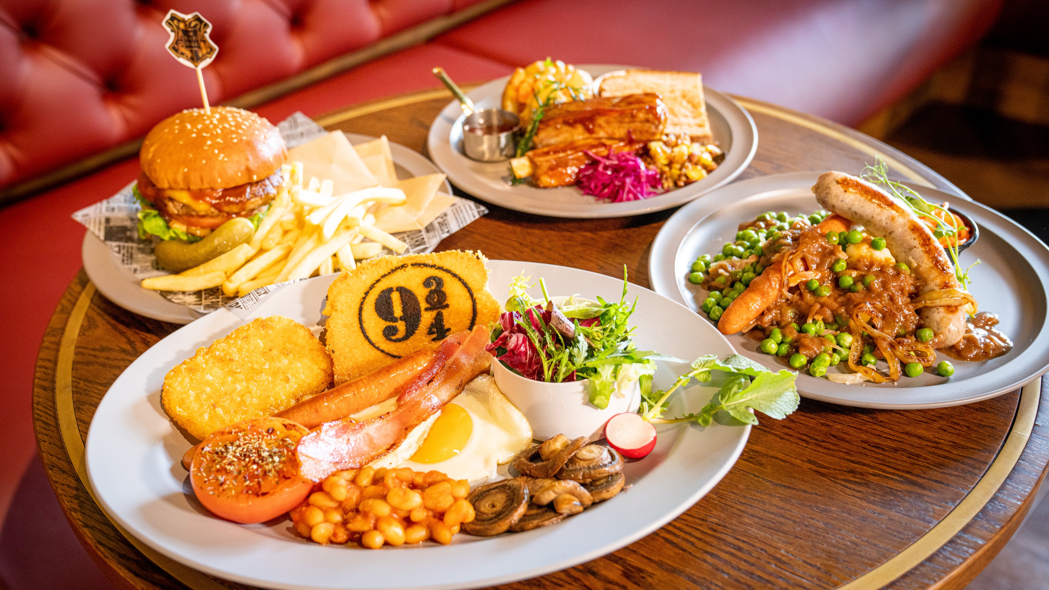 THE FOOD HALL＜フードホール＞ハリー・ポッター スタジオツアー外のレストラン