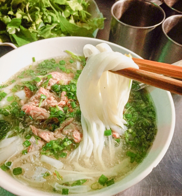 パクチーの破壊力！「ベトナム料理 ふぉーの店 本町店」美味いもんグルメ日記