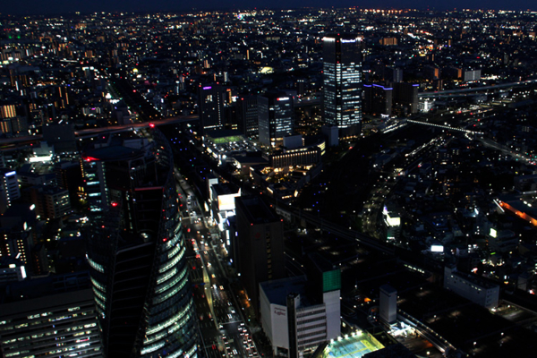 名古屋一の絶景夜景スポットを待ち時間無しで！地上220m!!ミッドランドスクエア屋外展望台「スカイプロムナード」を徹底解説 - 週末はじめました
