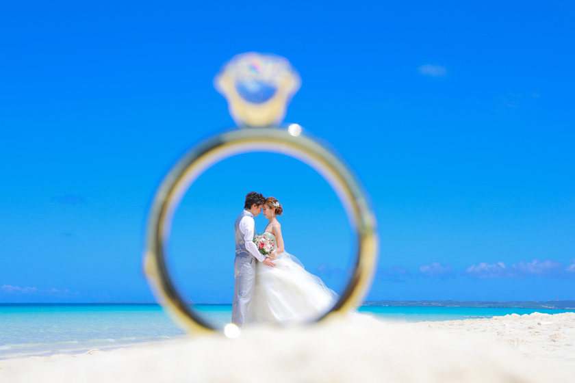 日向坂46佐々木美玲、色気と気品あふれるビーチショット 1st写真集先行カット第11弾公開オリコンニュース ORICON