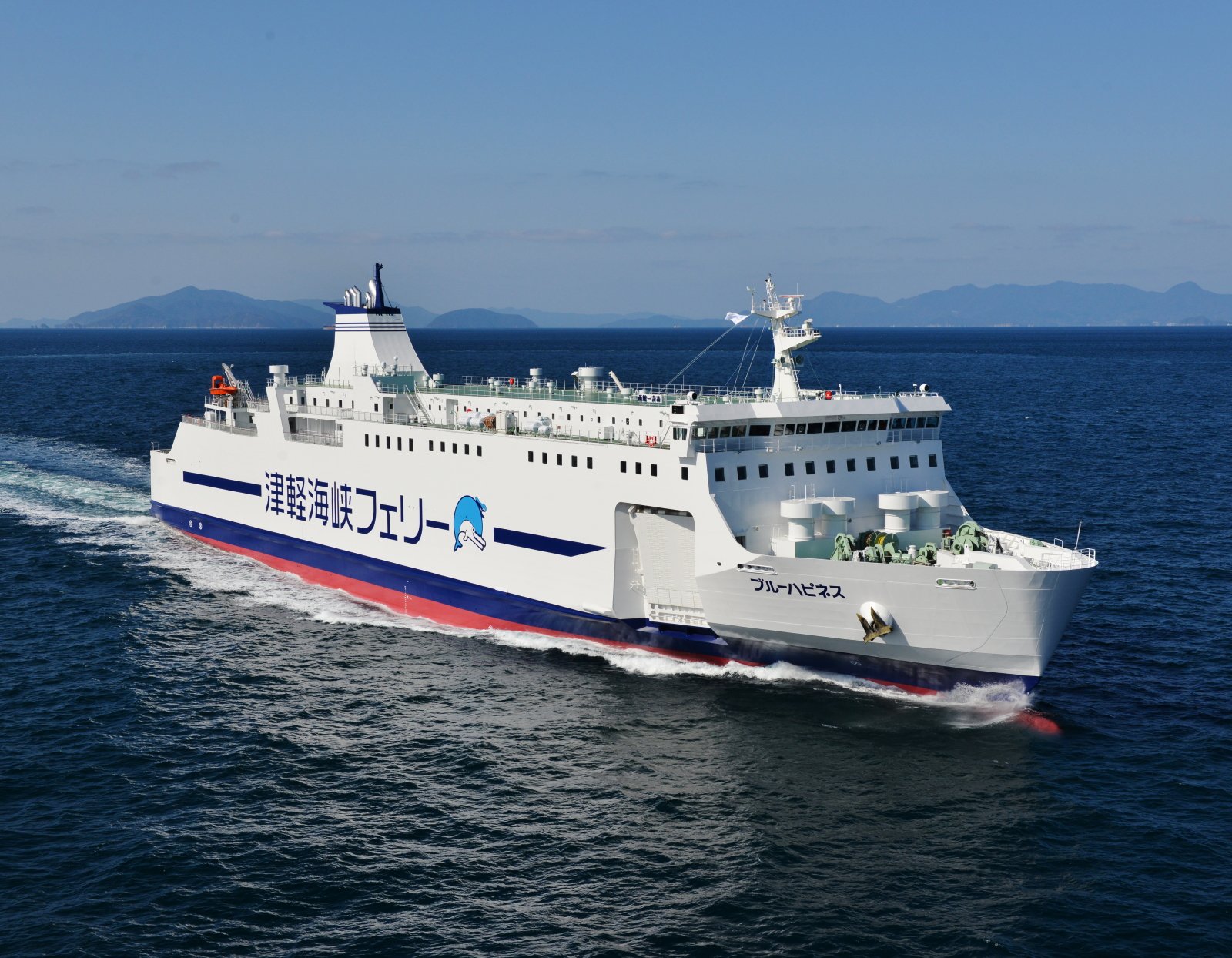 津軽海峡フェリーブルードルフィン ビューシート青森～函館「海割」ウォークで乗船しました