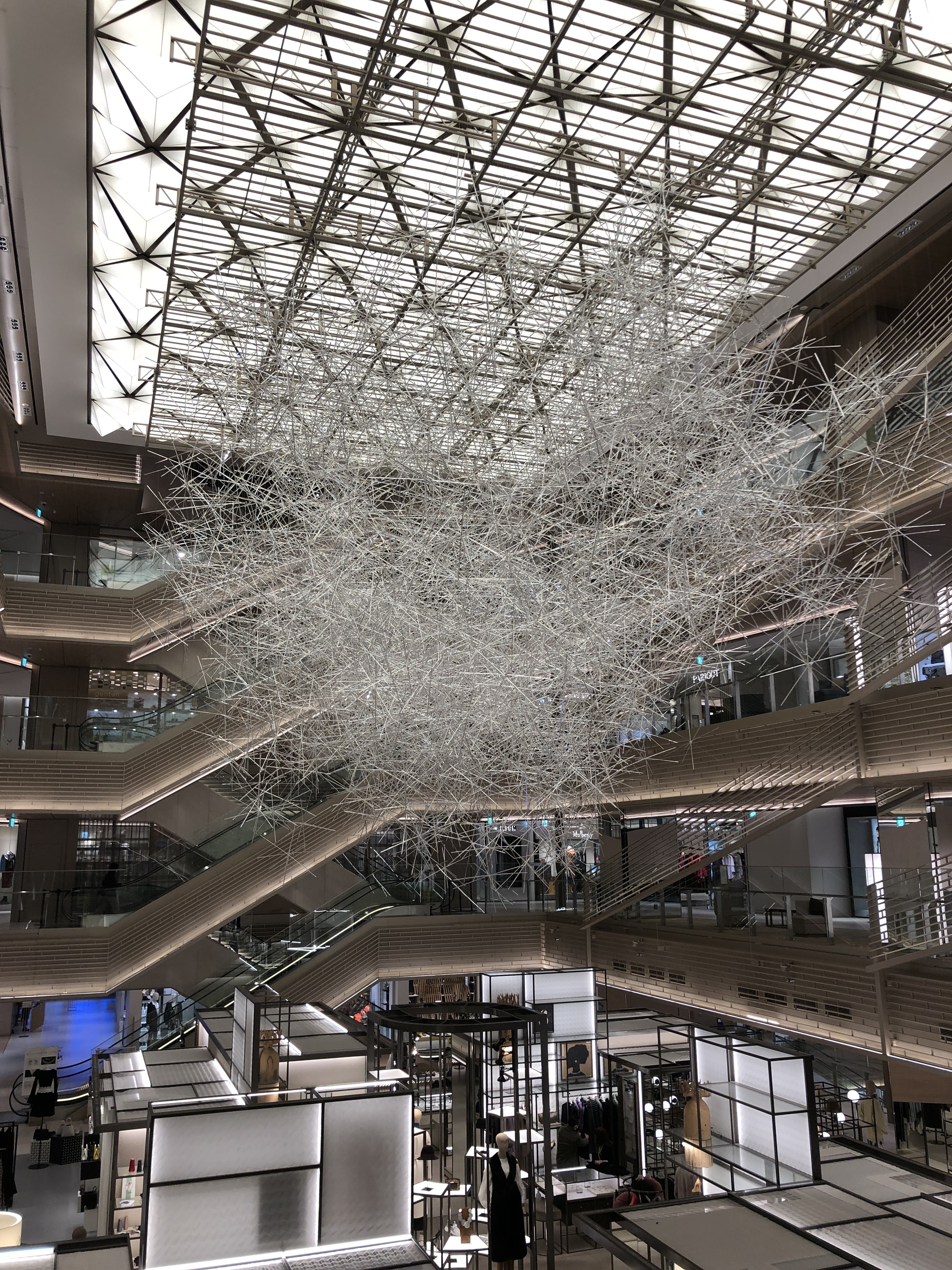 写真 多彩な売り場を丁寧な仕事が作る銀座・教文館の心地よい空間文春オンライン