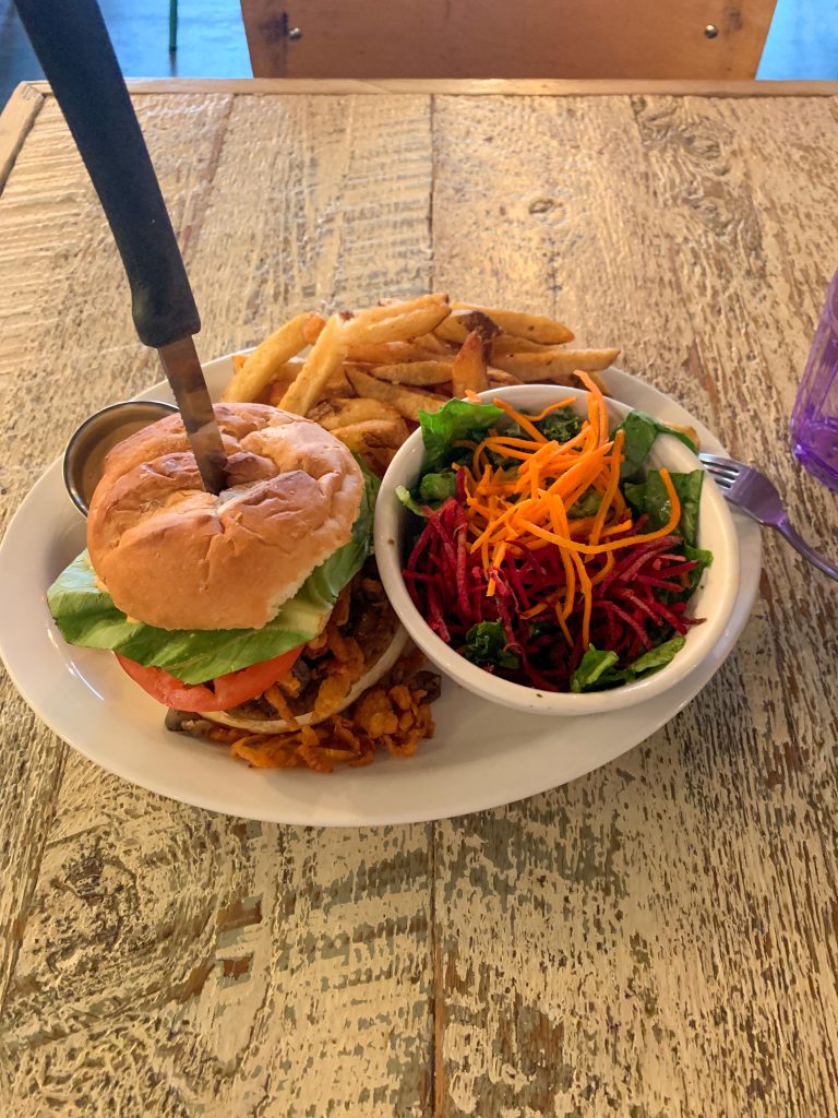 バンクーバー在住日本人のおすすめ！人気料理・食べ物29選！ロコタビ