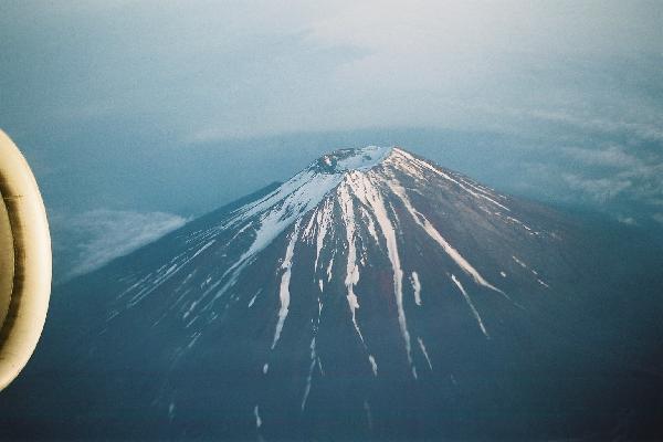 飛行機から富士山を空撮してみたTravelingram