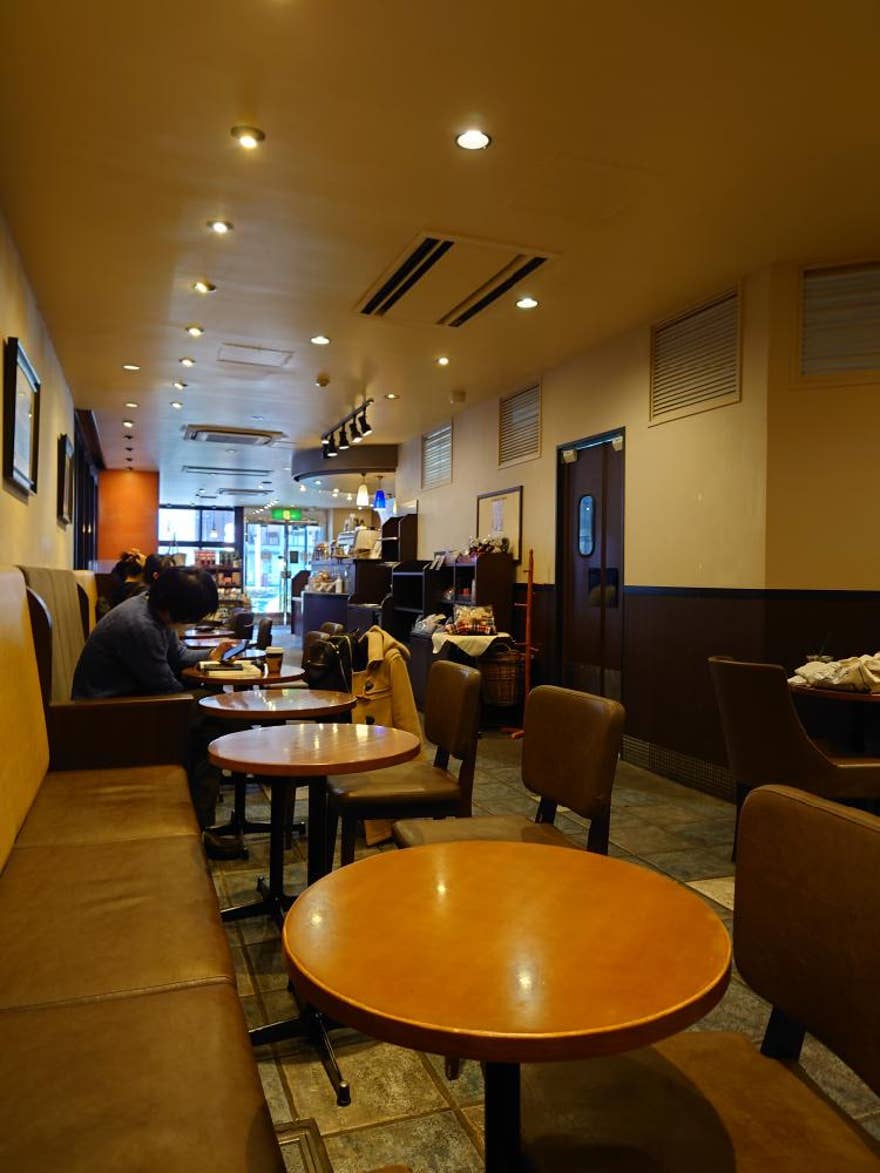 2025年 今使える！神保町駅から駅チカで吸える無料の喫煙所&カフェ8選！－リラゾ relazo