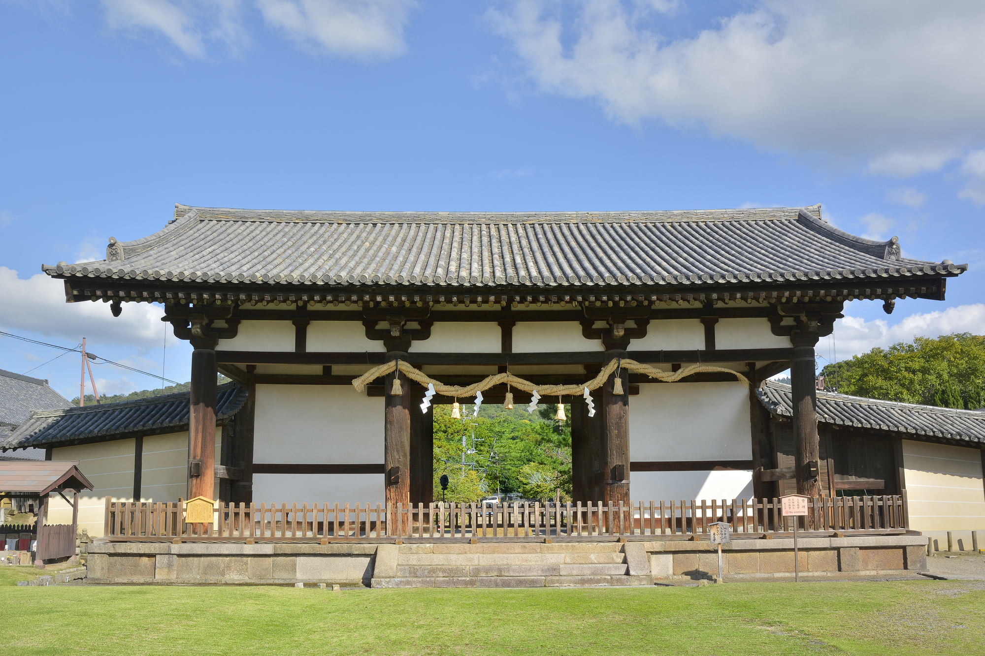 鎌倉の大仏 高徳院 の拝観料、拝観時間、ご利益、見所について海沿いの街情報