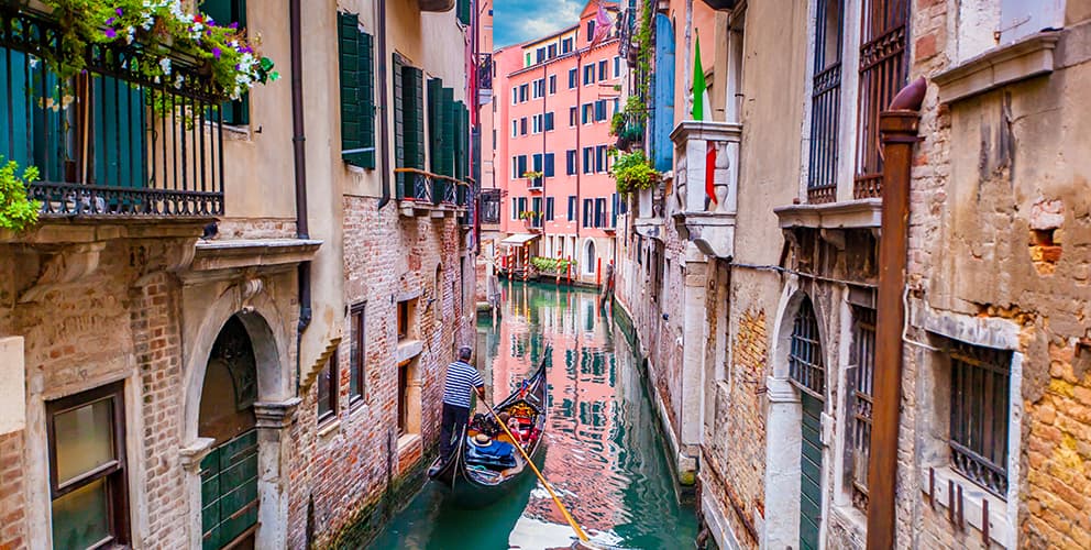 ベネチアを3日で探検：象徴的な観光スポットと隠れた名所を巡る完全な旅程表 » Agoda: See The