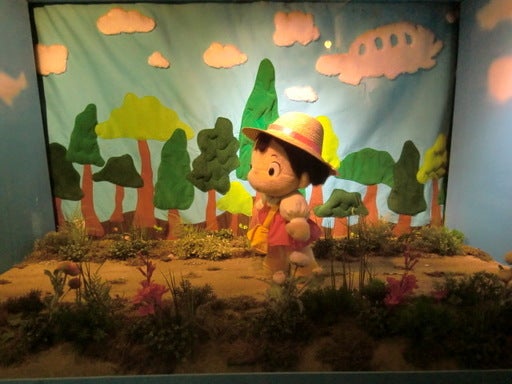 ととろのバス停 – 偲フ花